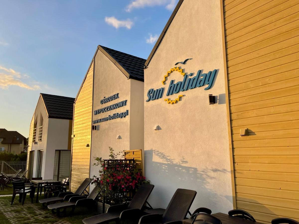 Sun-Holiday Domki Letniskowe Rewal Luaran gambar